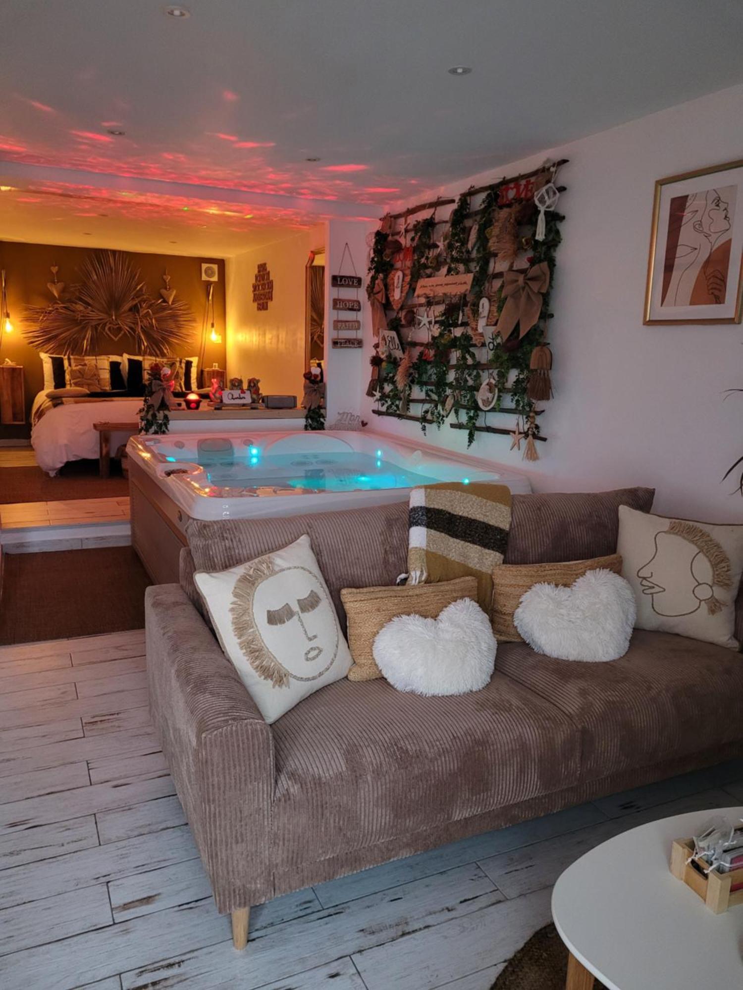 Suite & Spa Just Dream 28 Six-Fours-les-Plages Exterior foto